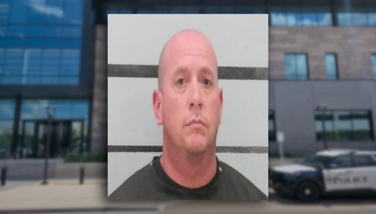 Lubbock PD employee accused of assaulting registered sex offender during check-in
