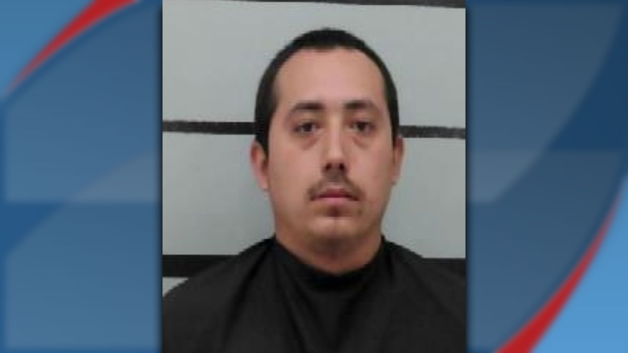 Lubbock man steals vehicle, phone from victim after dispute